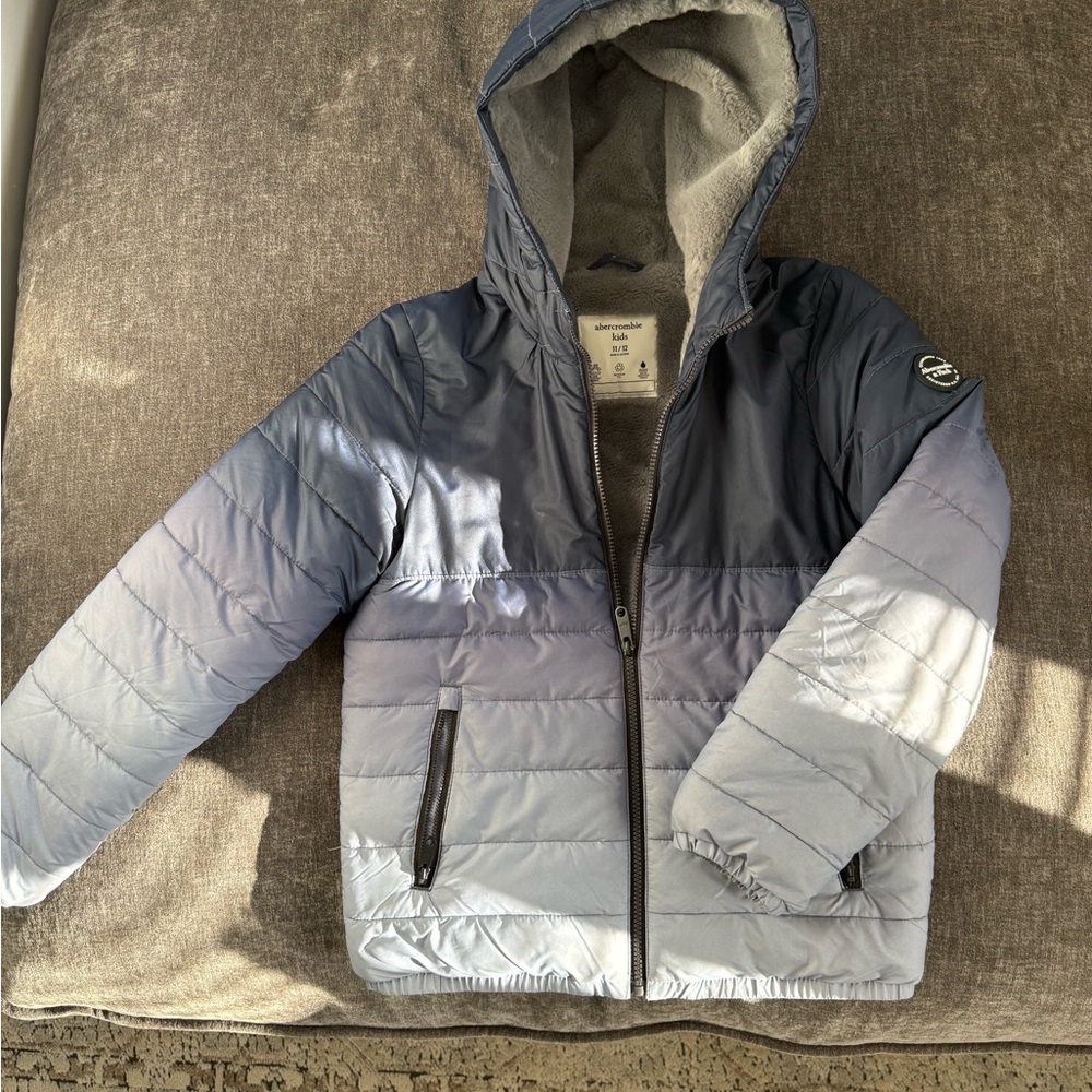 A&F Cozy Puffer Coat in a blue ombre